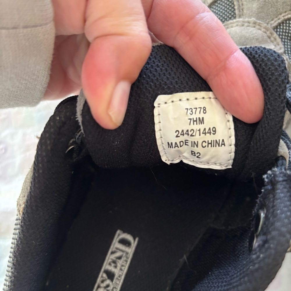 Land's End Black & Gray Trail Trekker Shoes SZ 7 Worn 1X Indoors - Picture 7 of 14